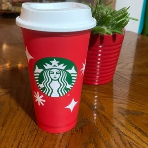 ✨FREE with purchase ✨Limited Edition Starbucks 2022 ✨